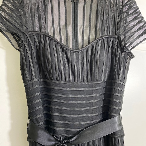 JS Collection Dress - Picture 6 of 7